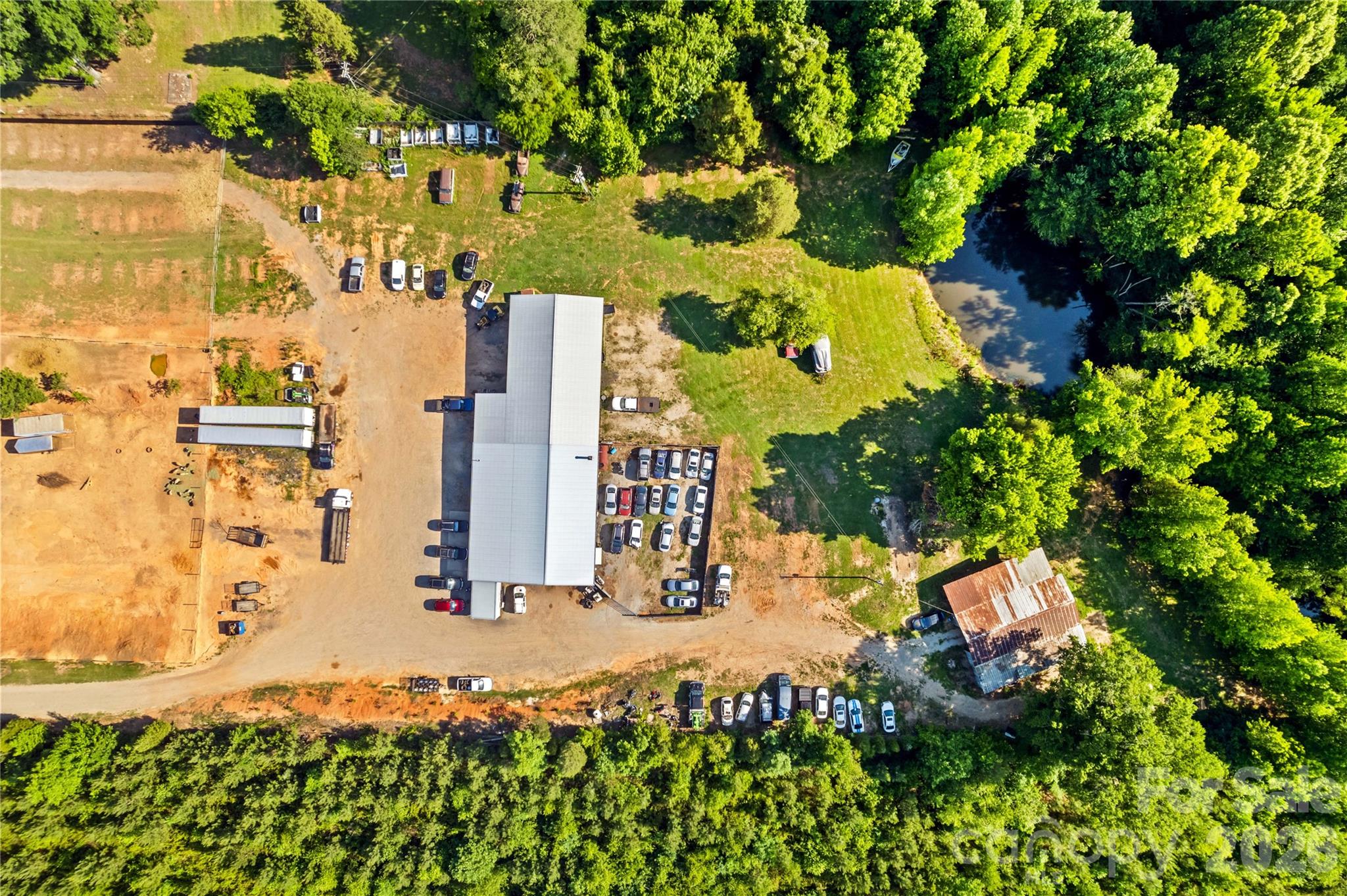main property photo 17