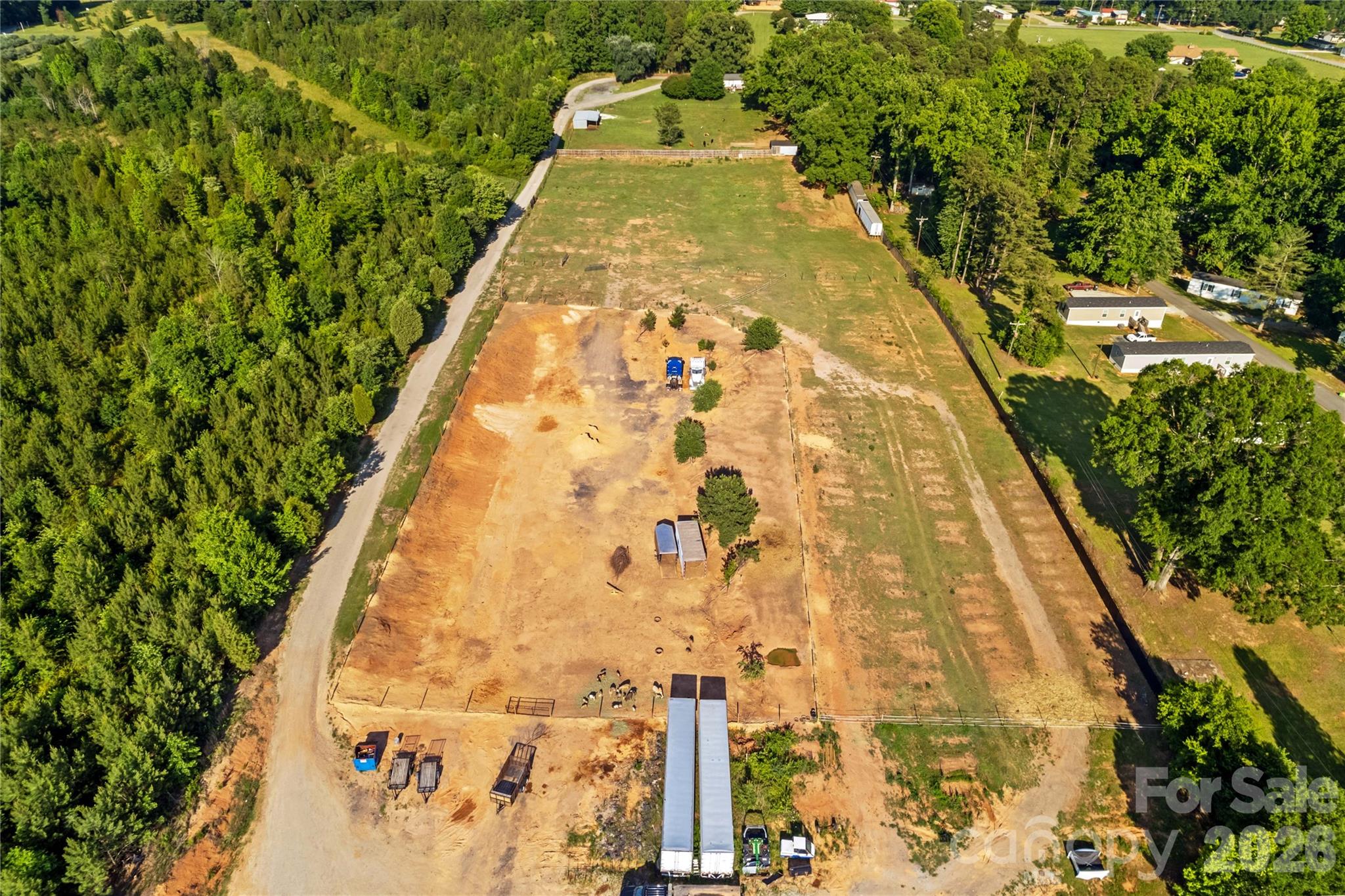 main property photo 25