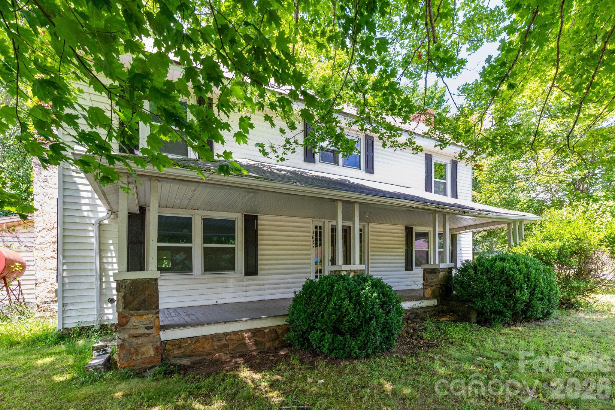 main property photo 2