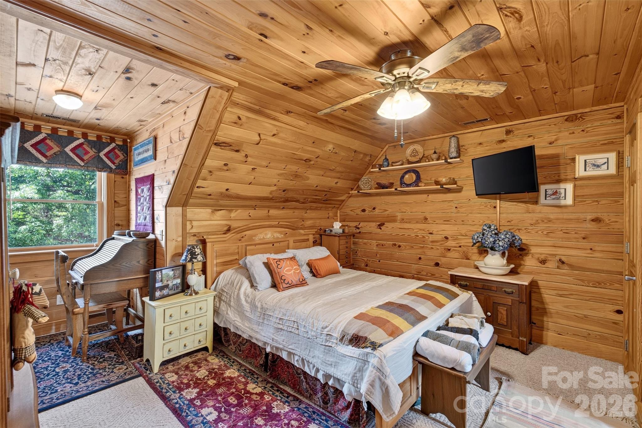 main property photo 23