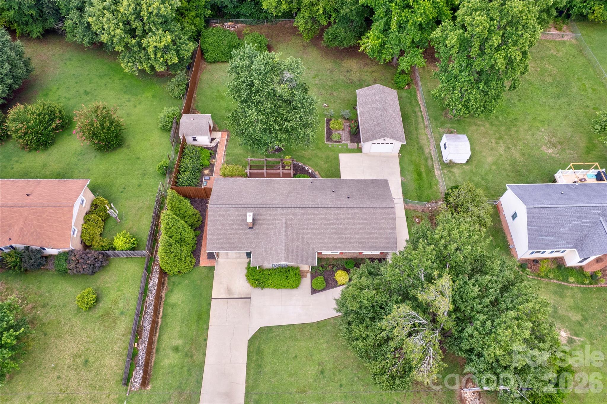 main property photo 32