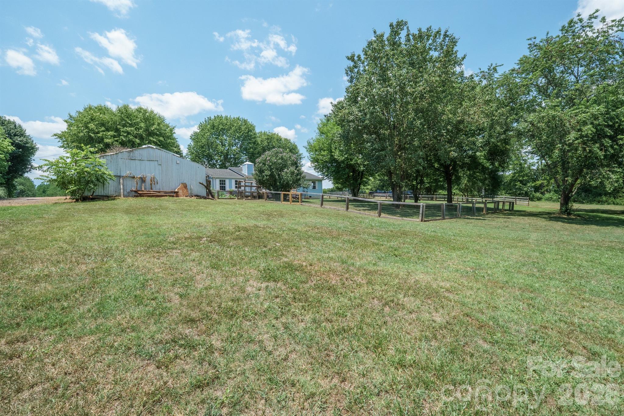 main property photo 39