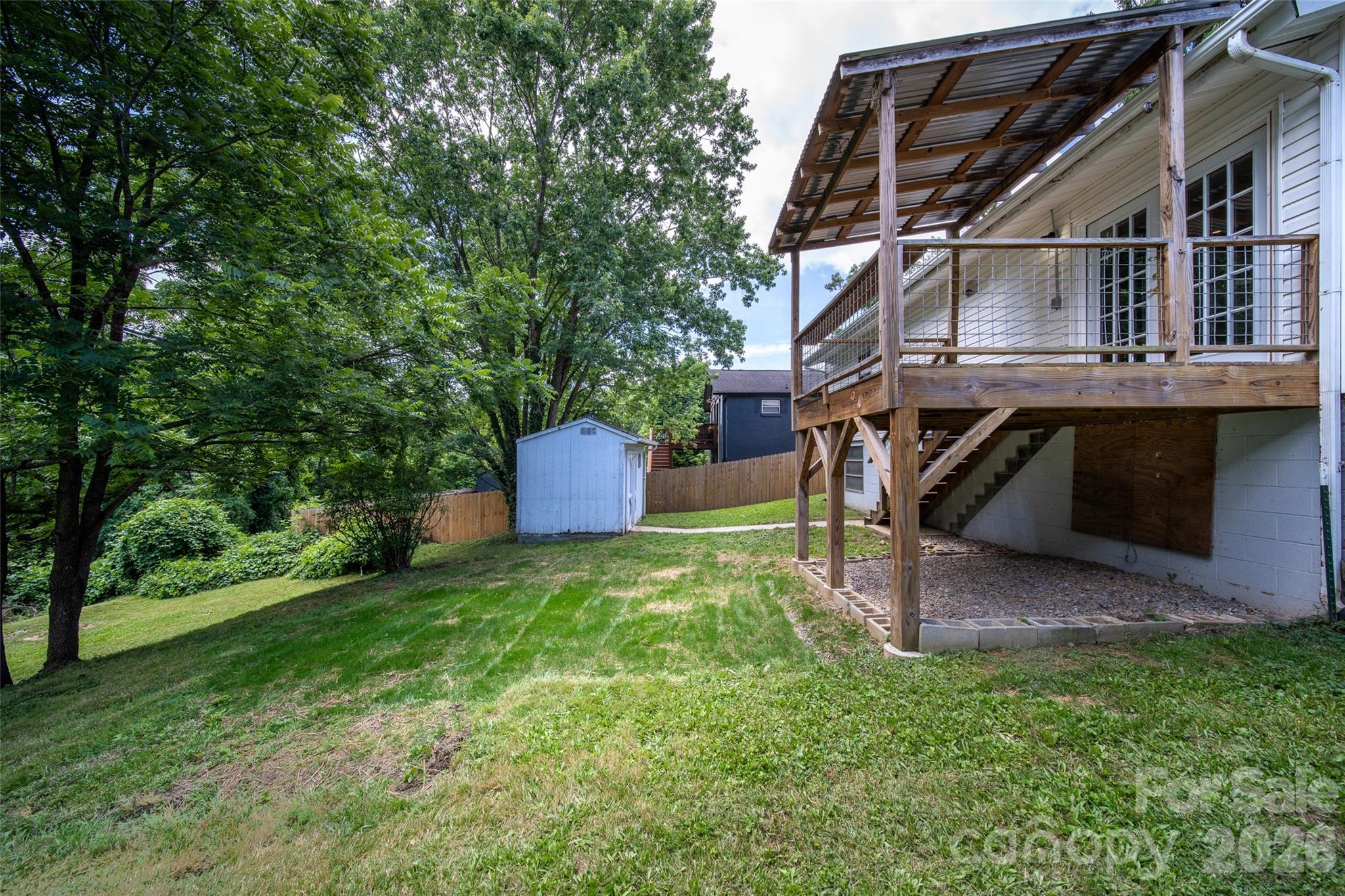 main property photo 17