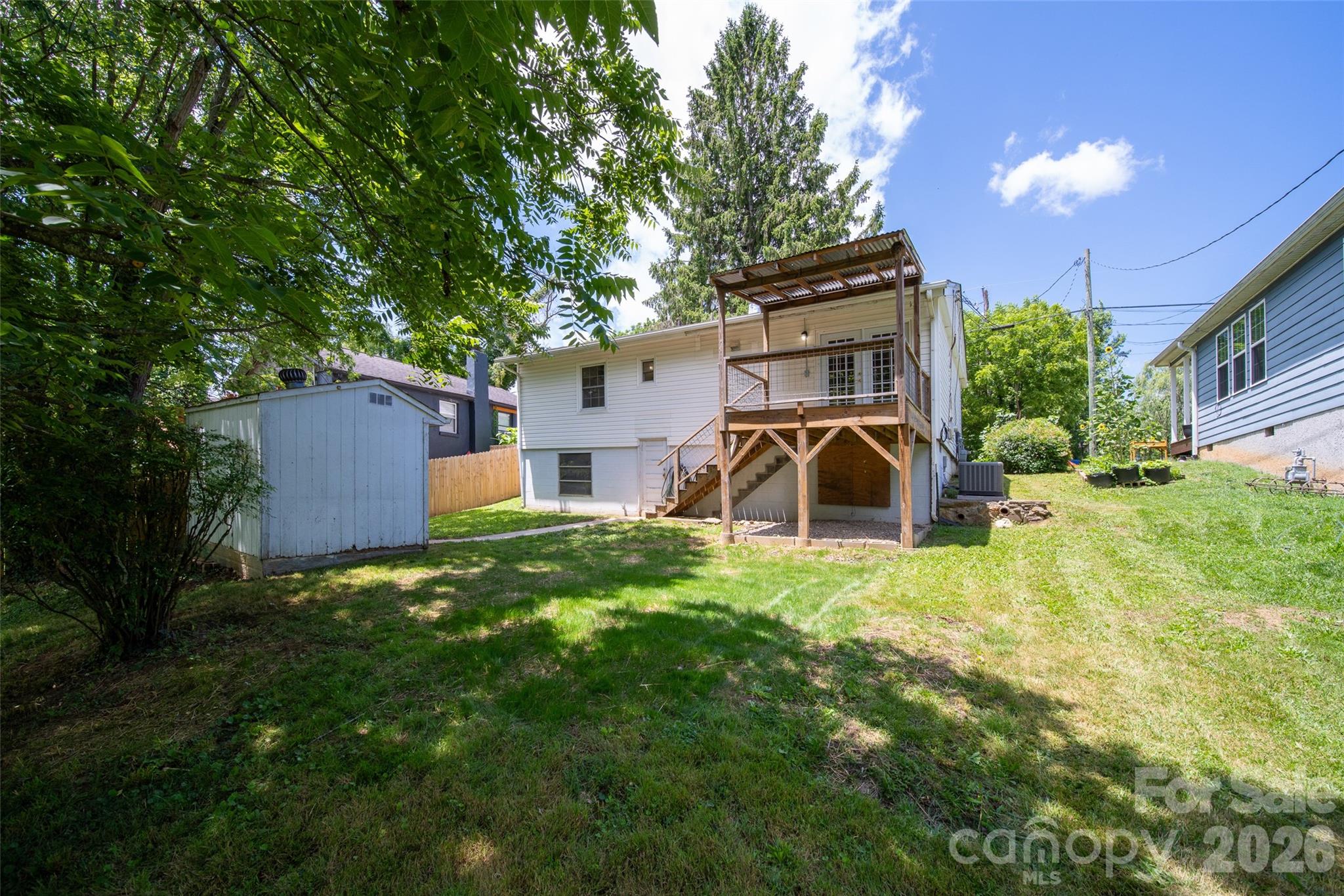 main property photo 19