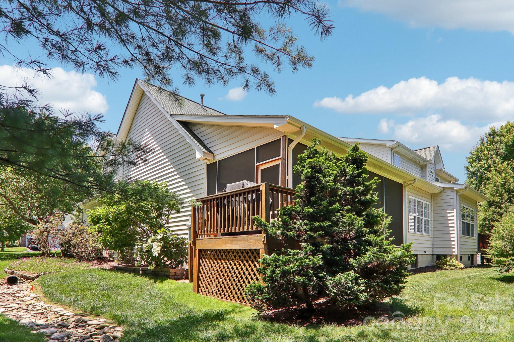 main property photo 27