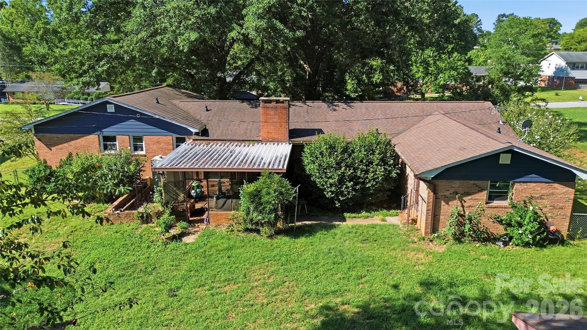main property photo 20