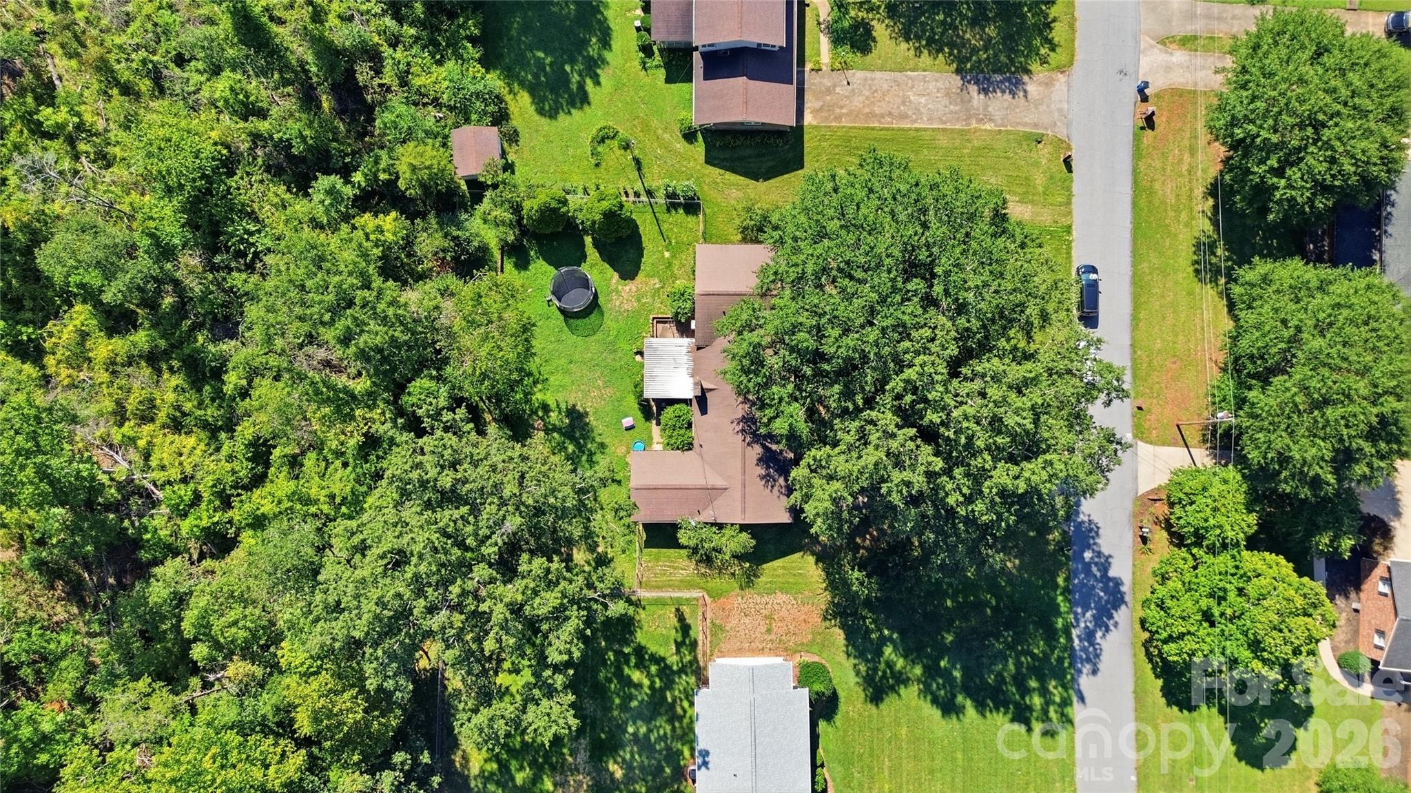 main property photo 23