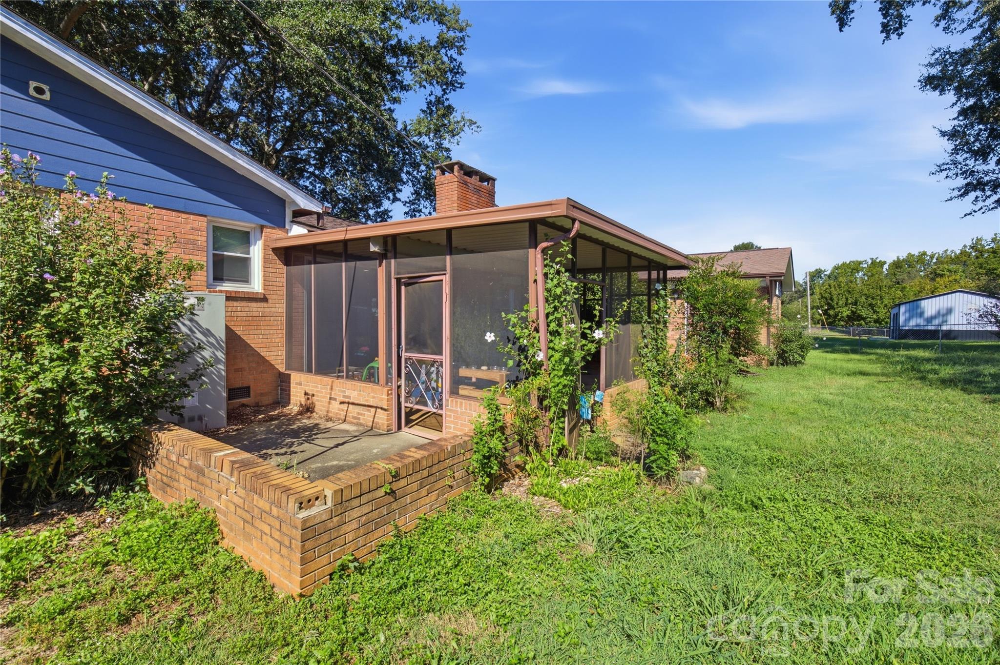 main property photo 29