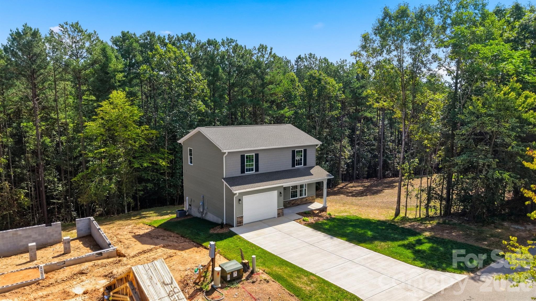 main property photo 45