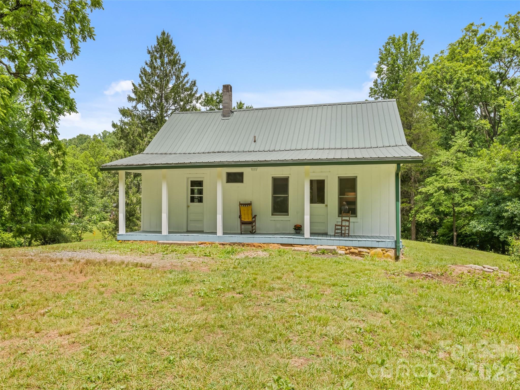 main property photo 5