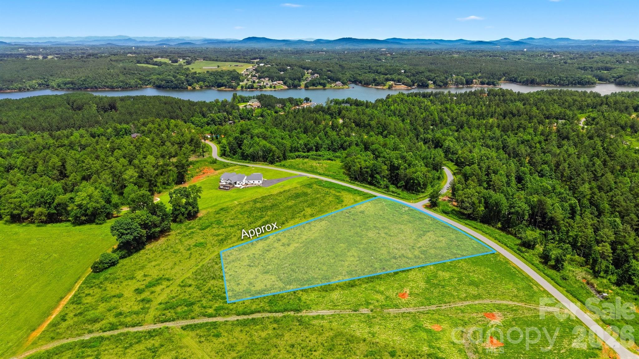 main property photo 4