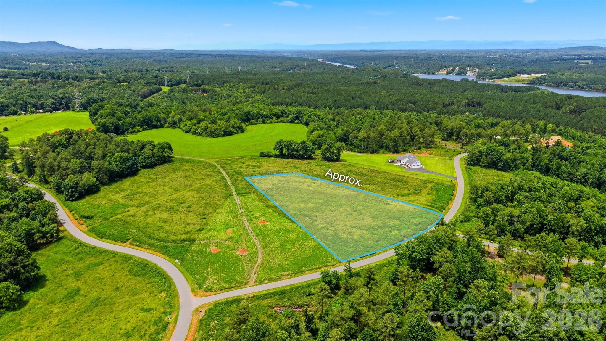 main property photo 6