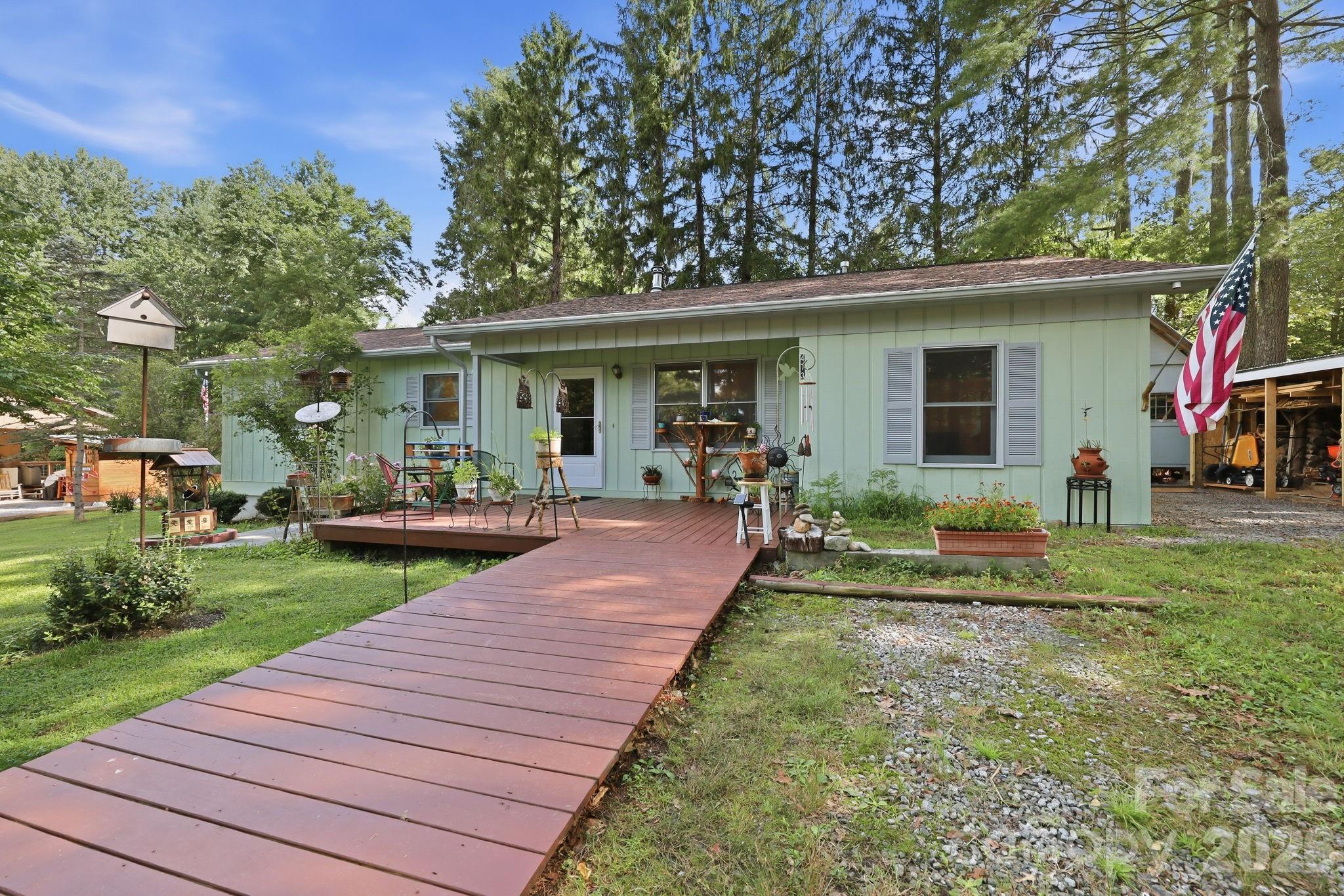 main property photo 4