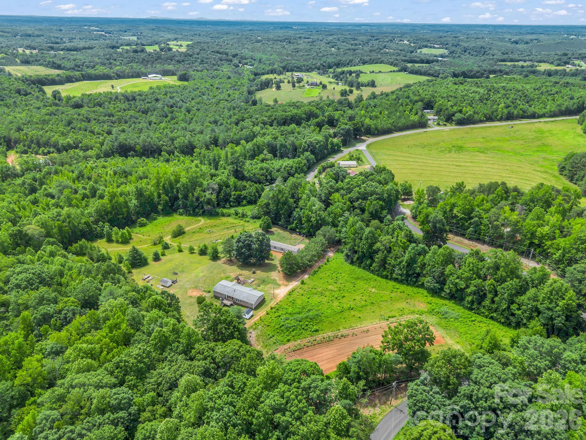 main property photo 8