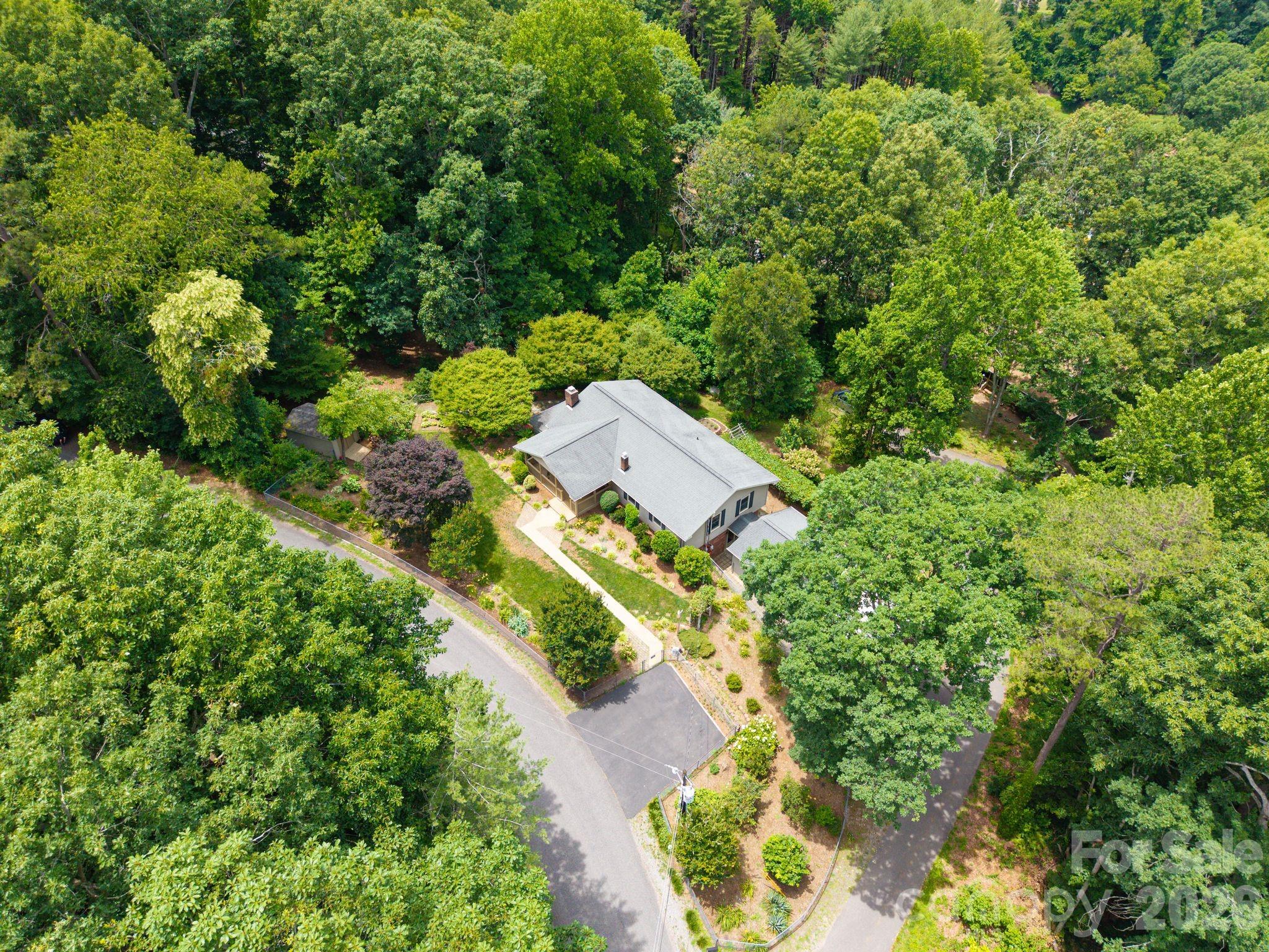 main property photo 46