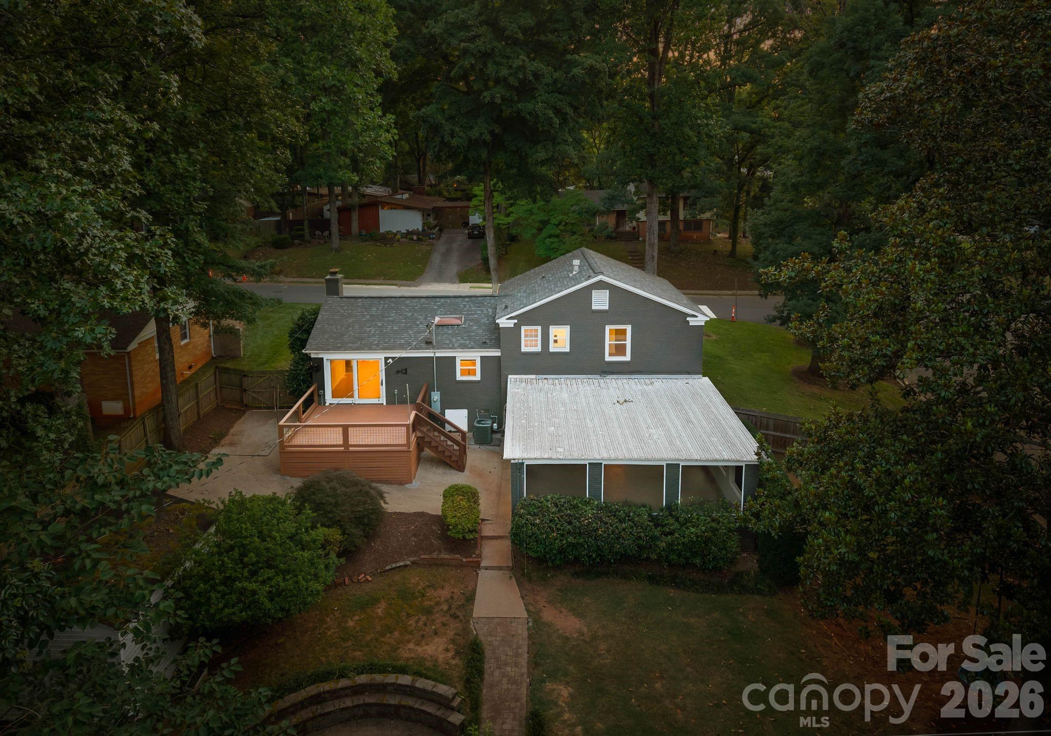 main property photo 29
