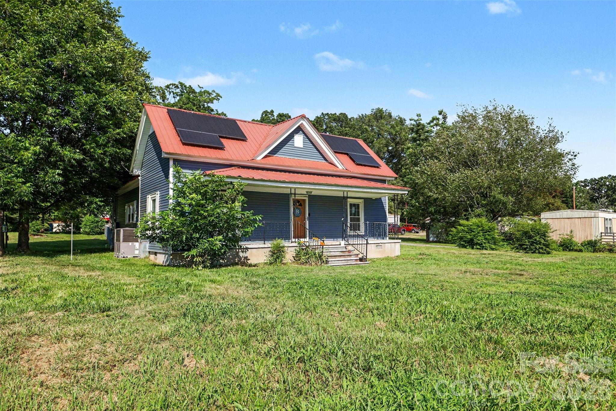 main property photo 14