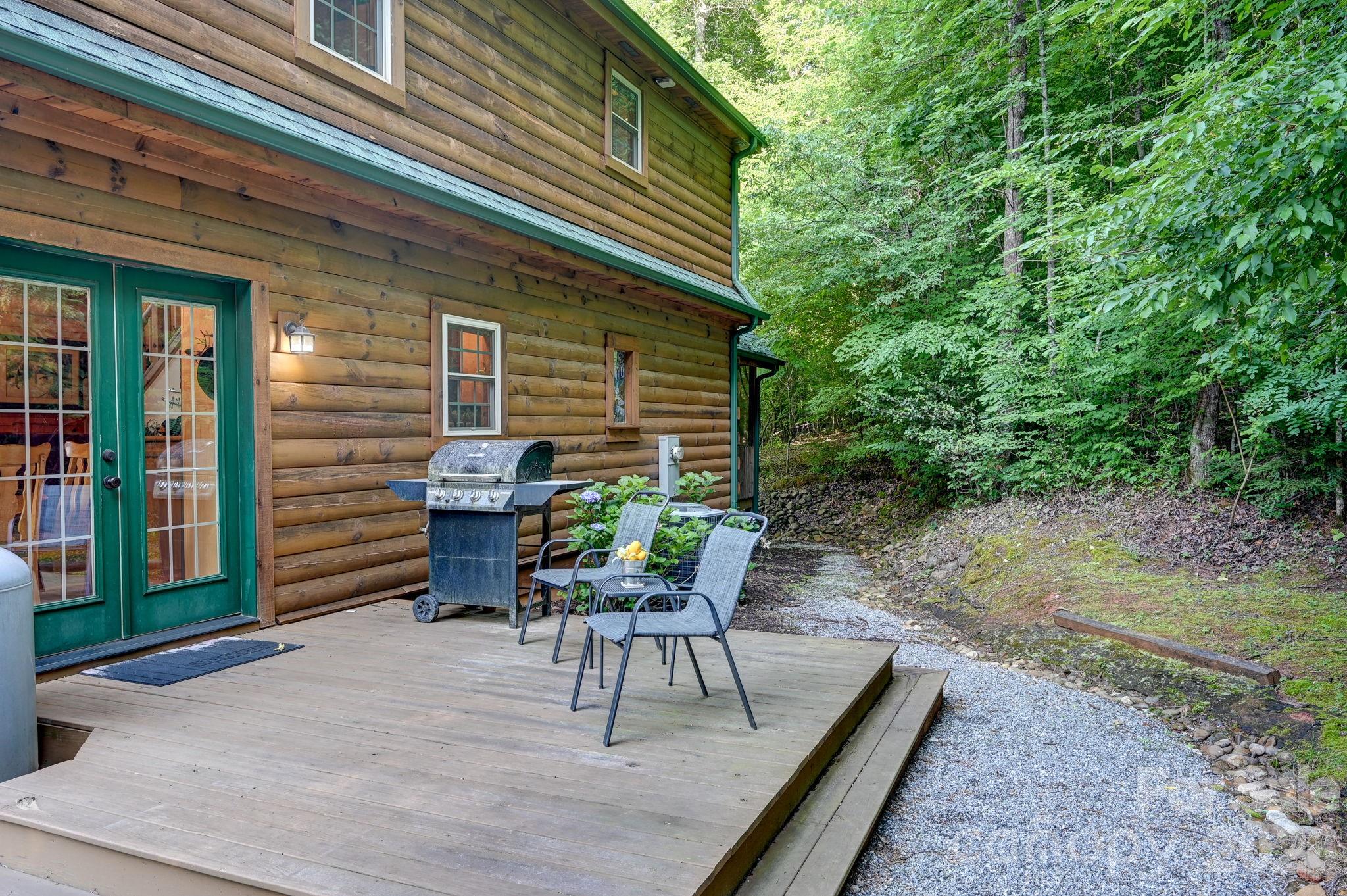 main property photo 35