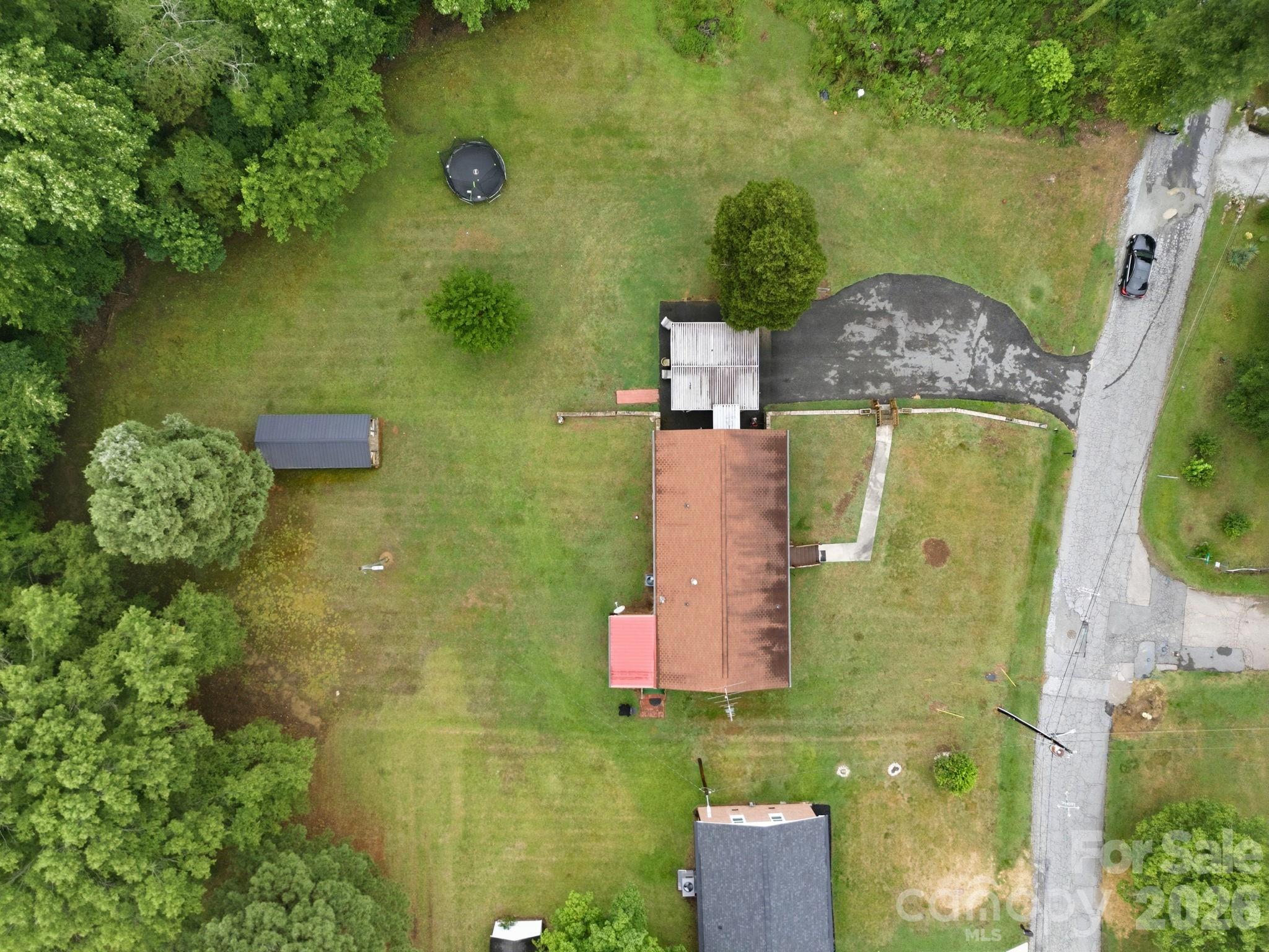 main property photo 33