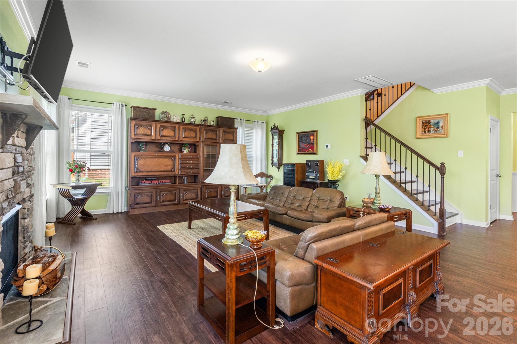 main property photo 7