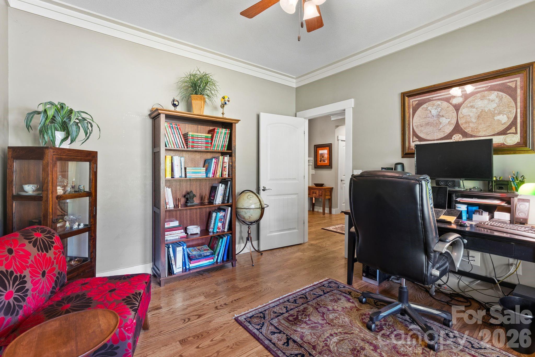 main property photo 11