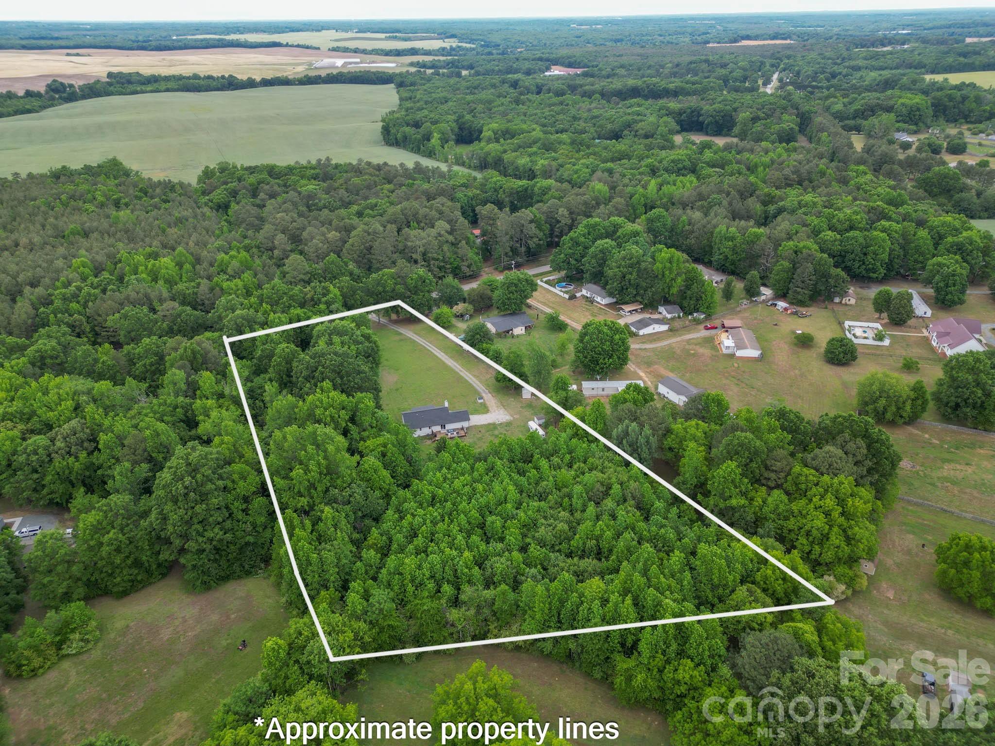 main property photo 39