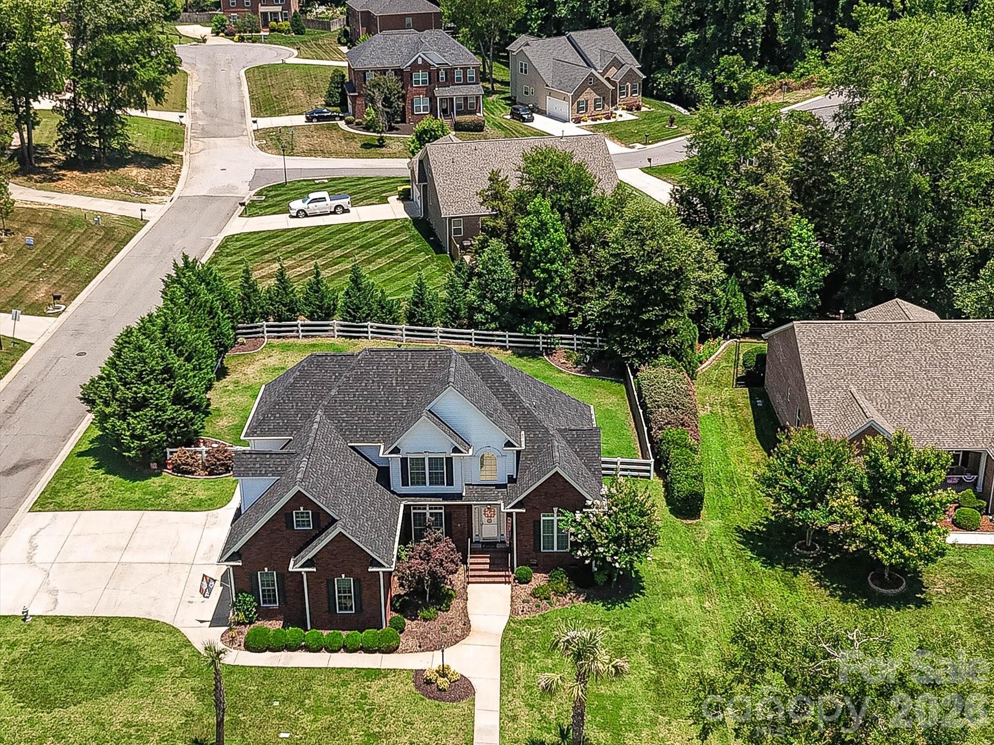 main property photo 34