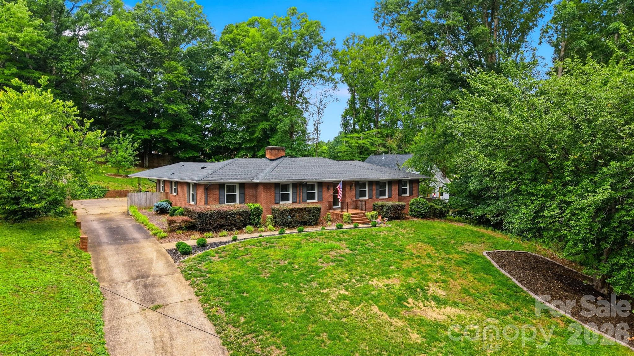 main property photo 40