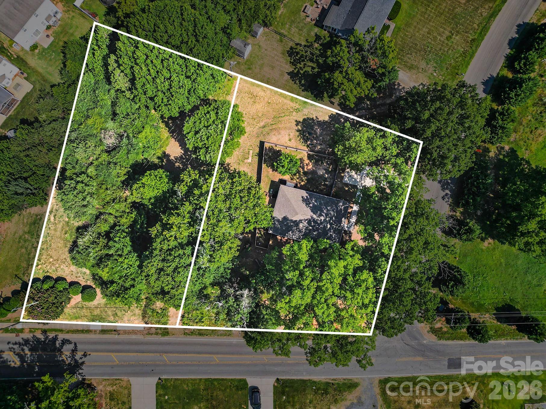 main property photo 32