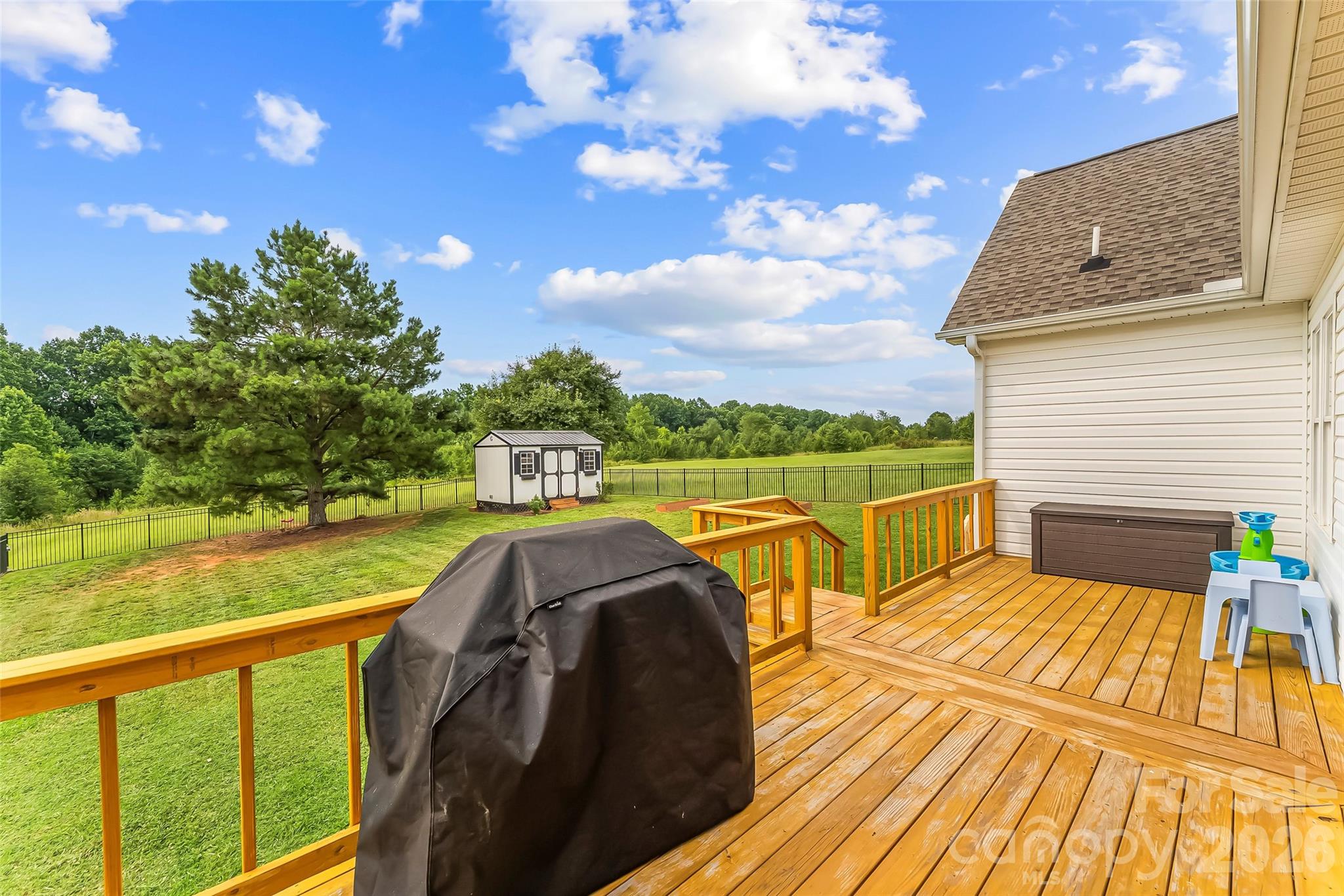 main property photo 22
