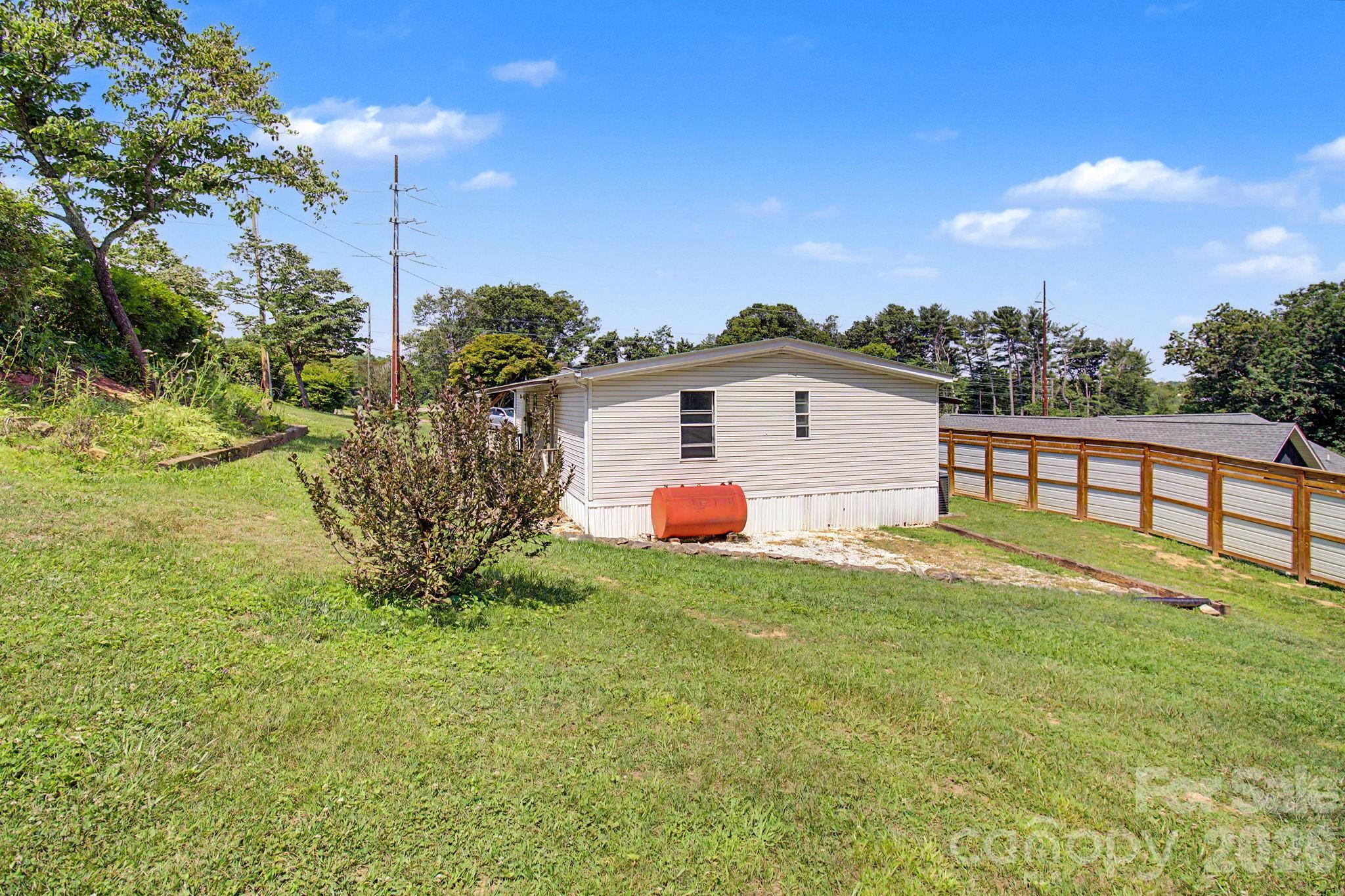 main property photo 38