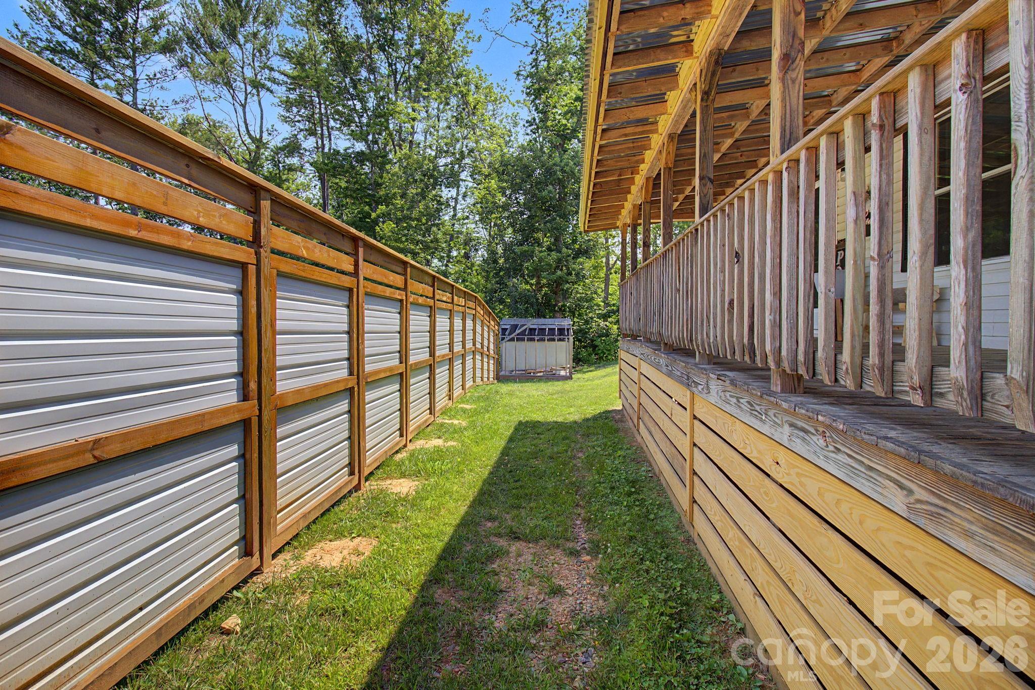main property photo 40