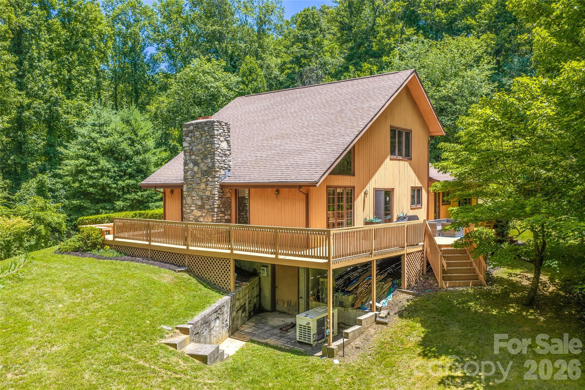 main property photo 3