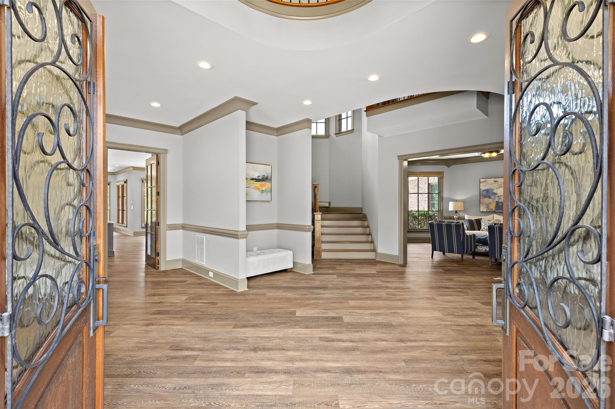 main property photo 8