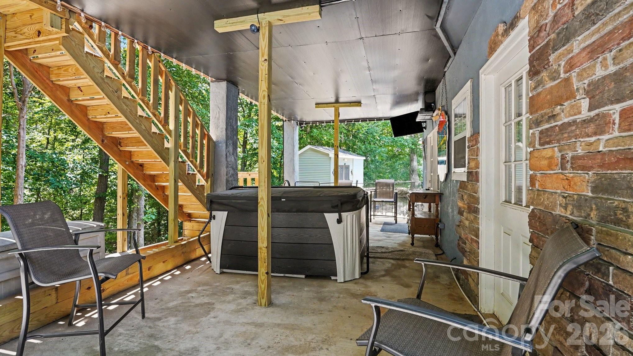 main property photo 26