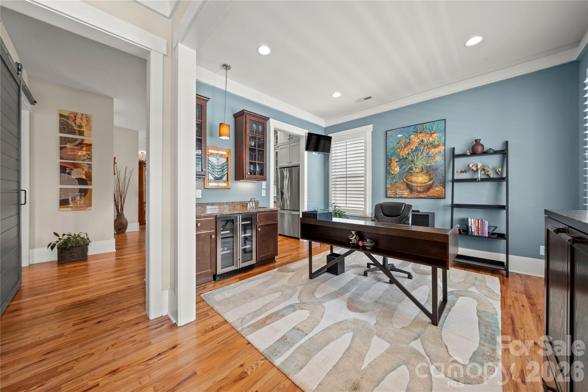 main property photo 7