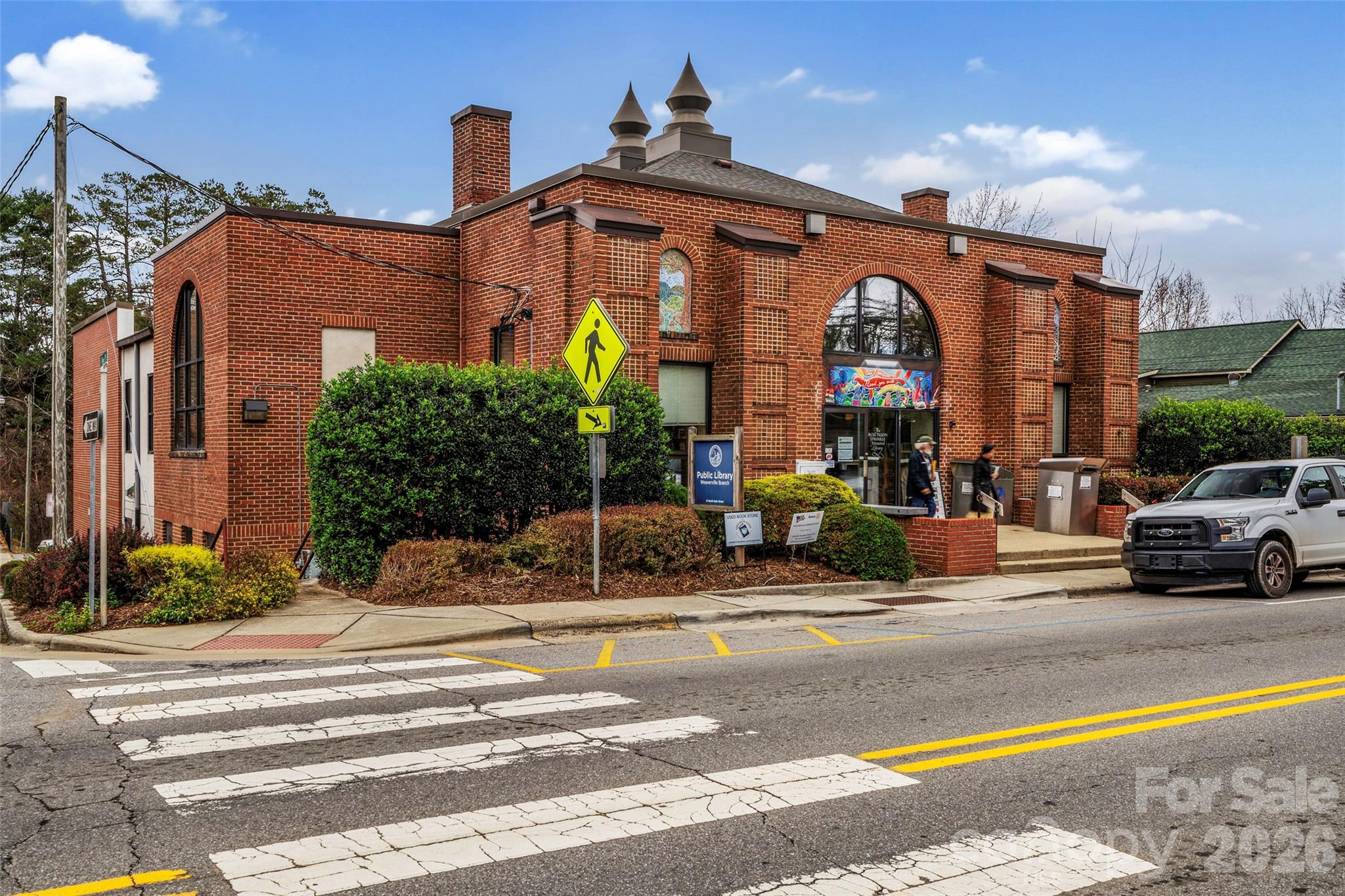main property photo 32