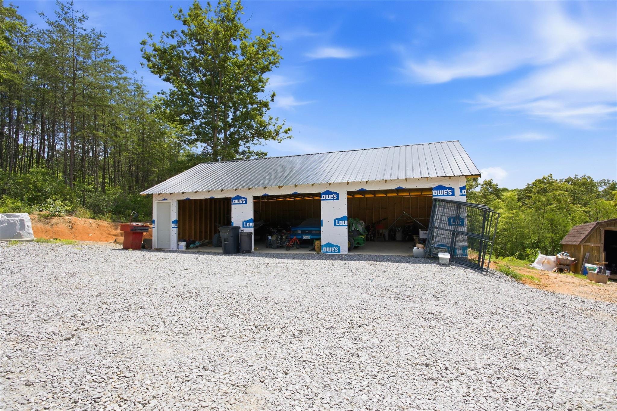 main property photo 27