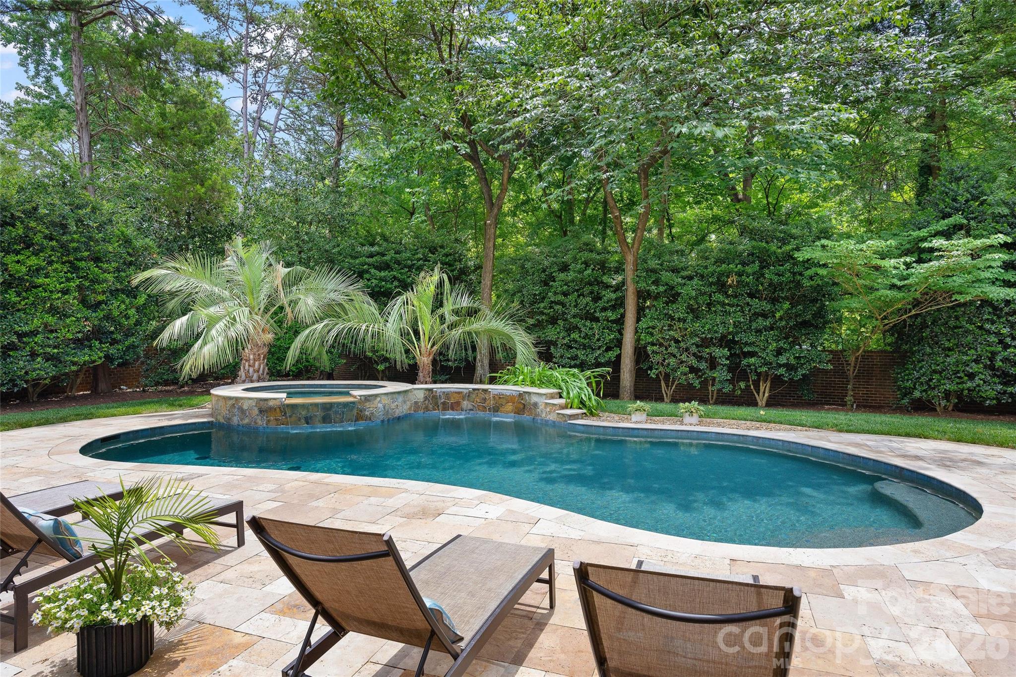 main property photo 44