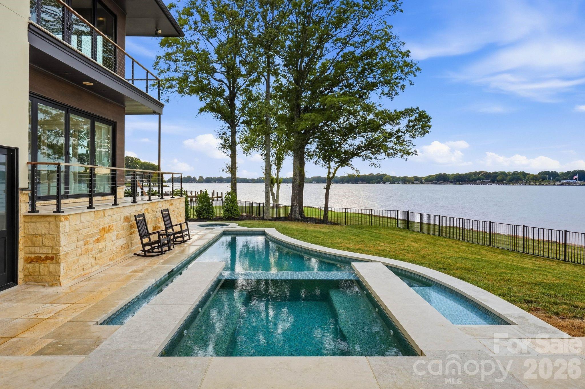 main property photo 39