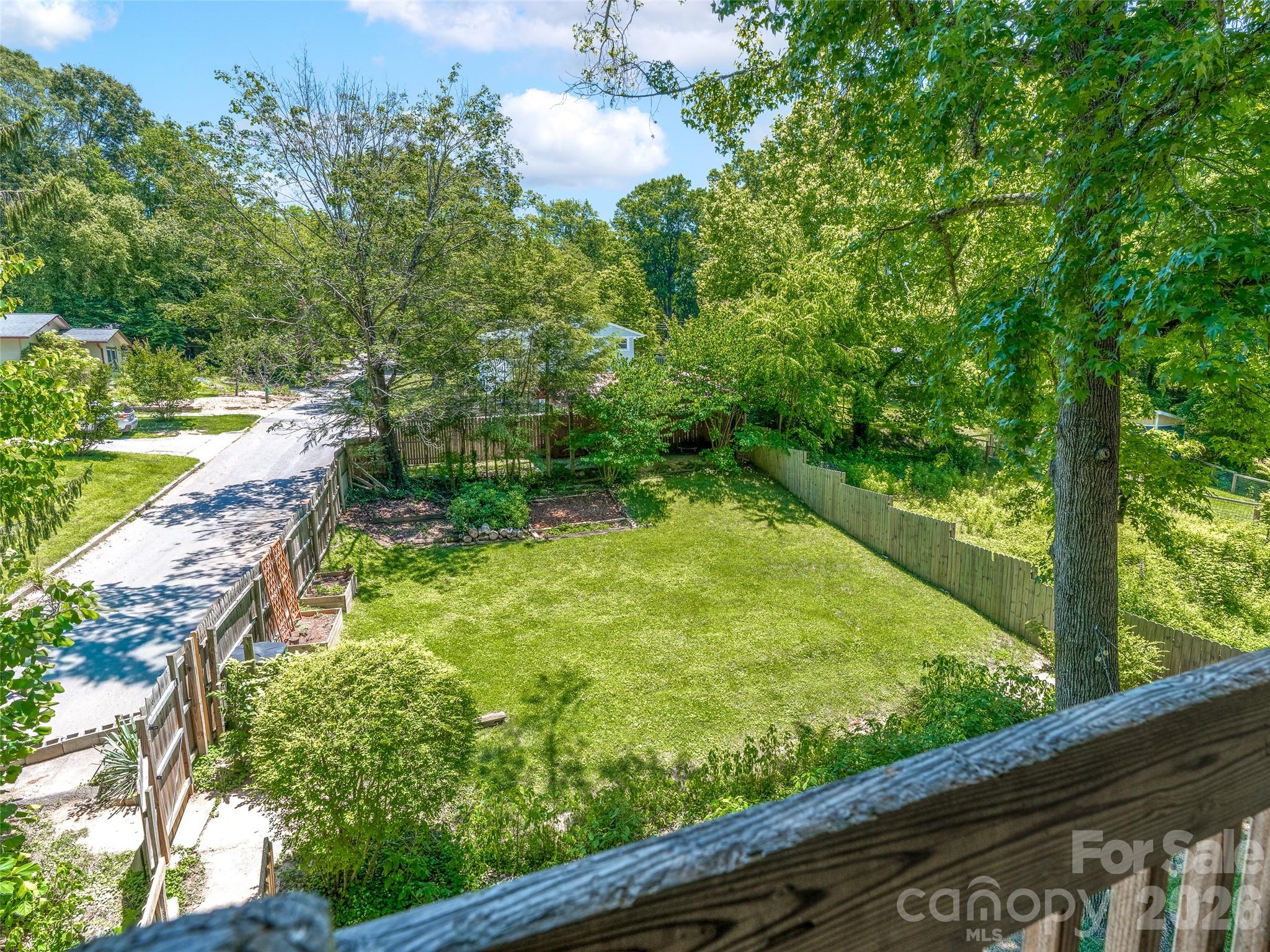 main property photo 19