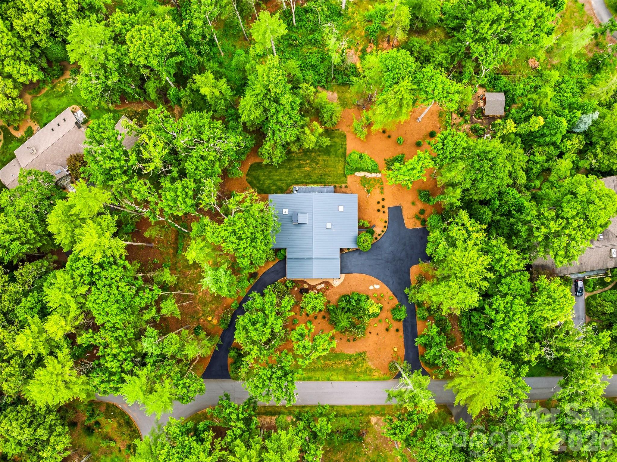 main property photo 8