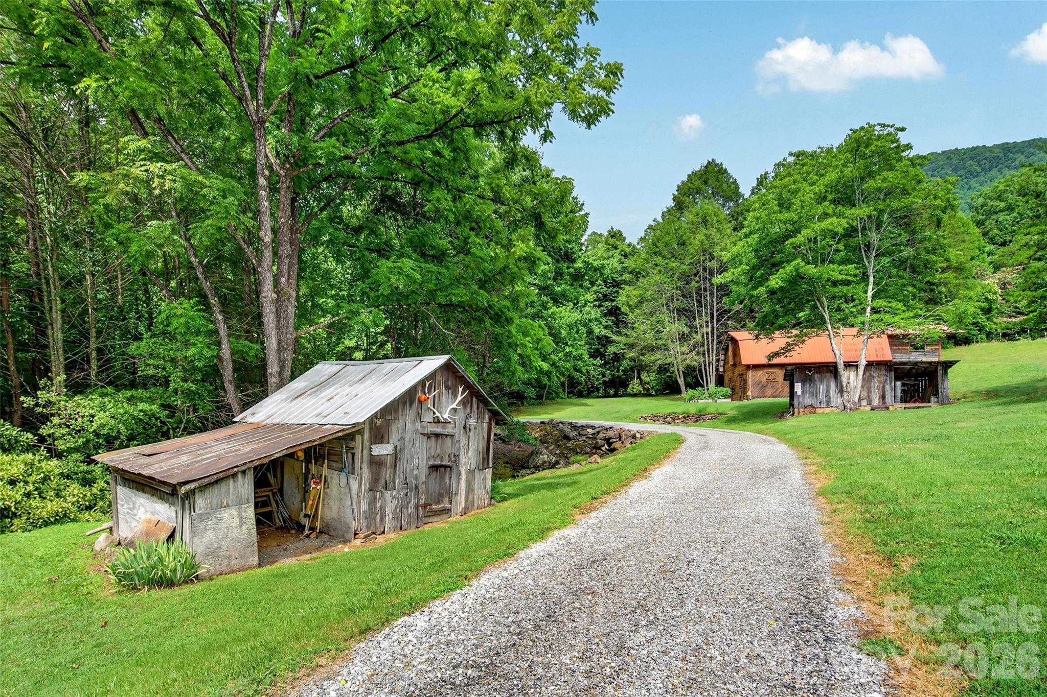 main property photo 44