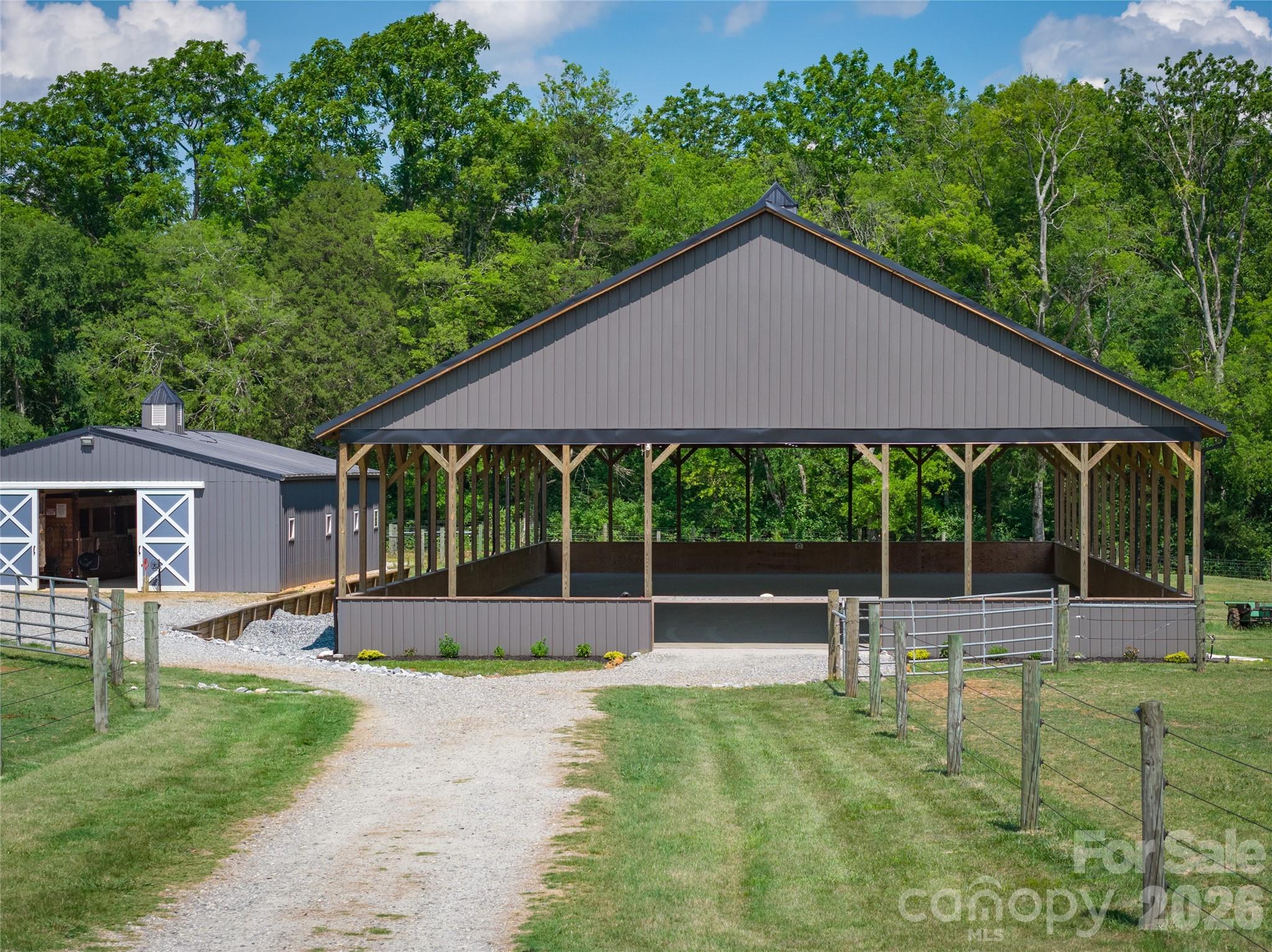 main property photo 38