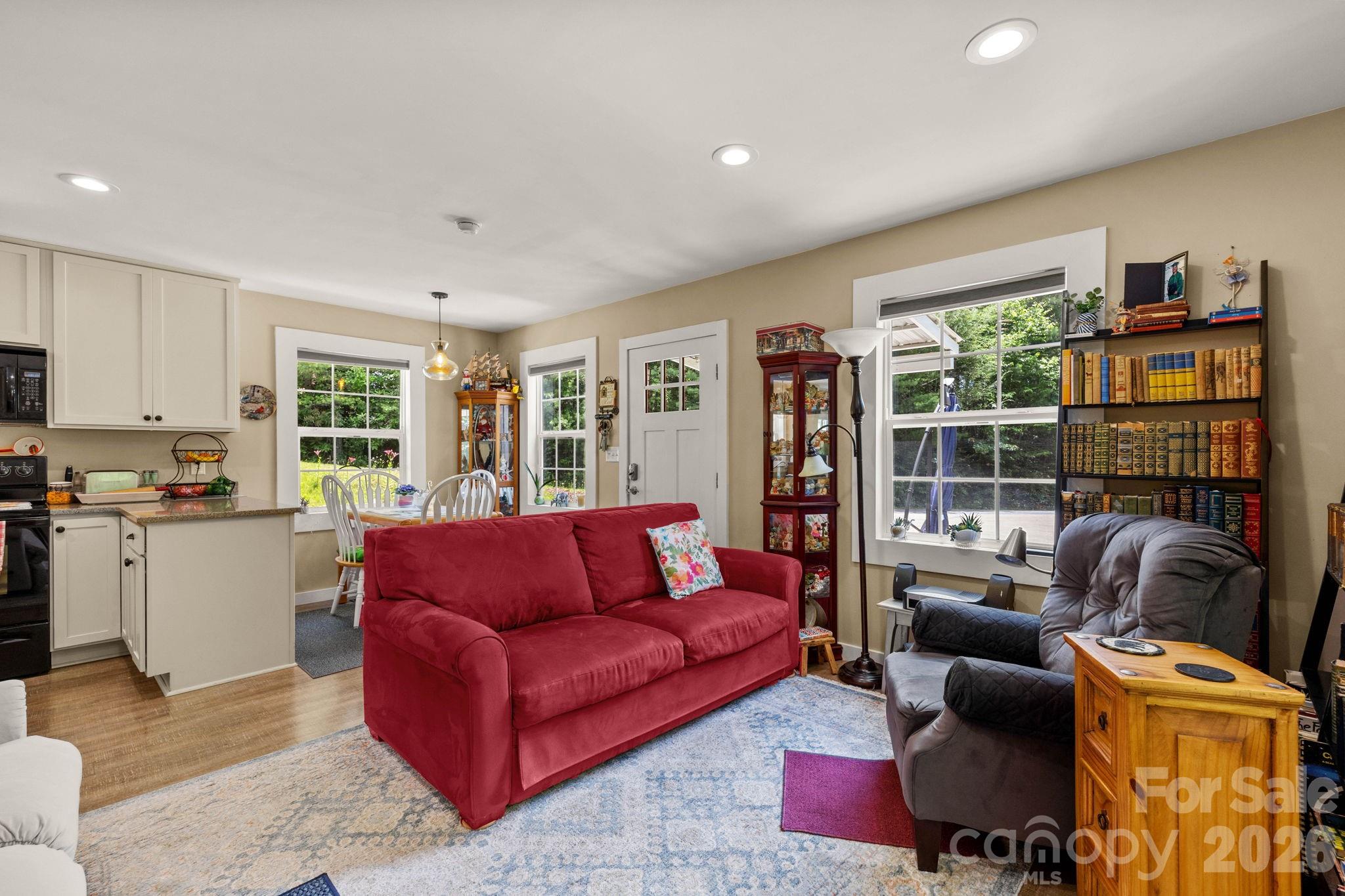 main property photo 24