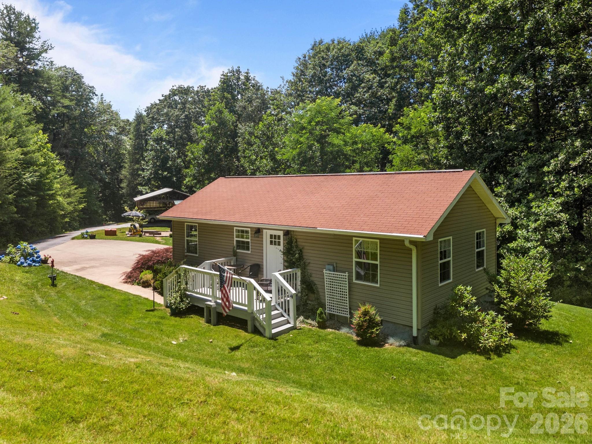 main property photo 7