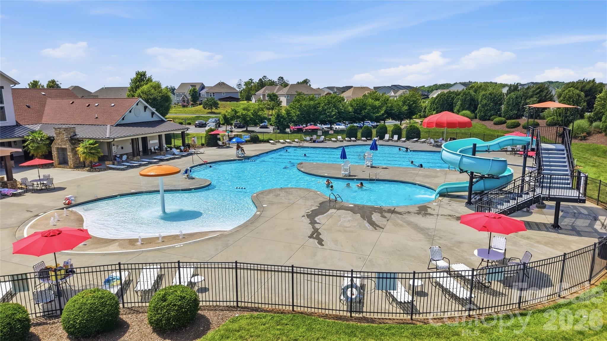 main property photo 40