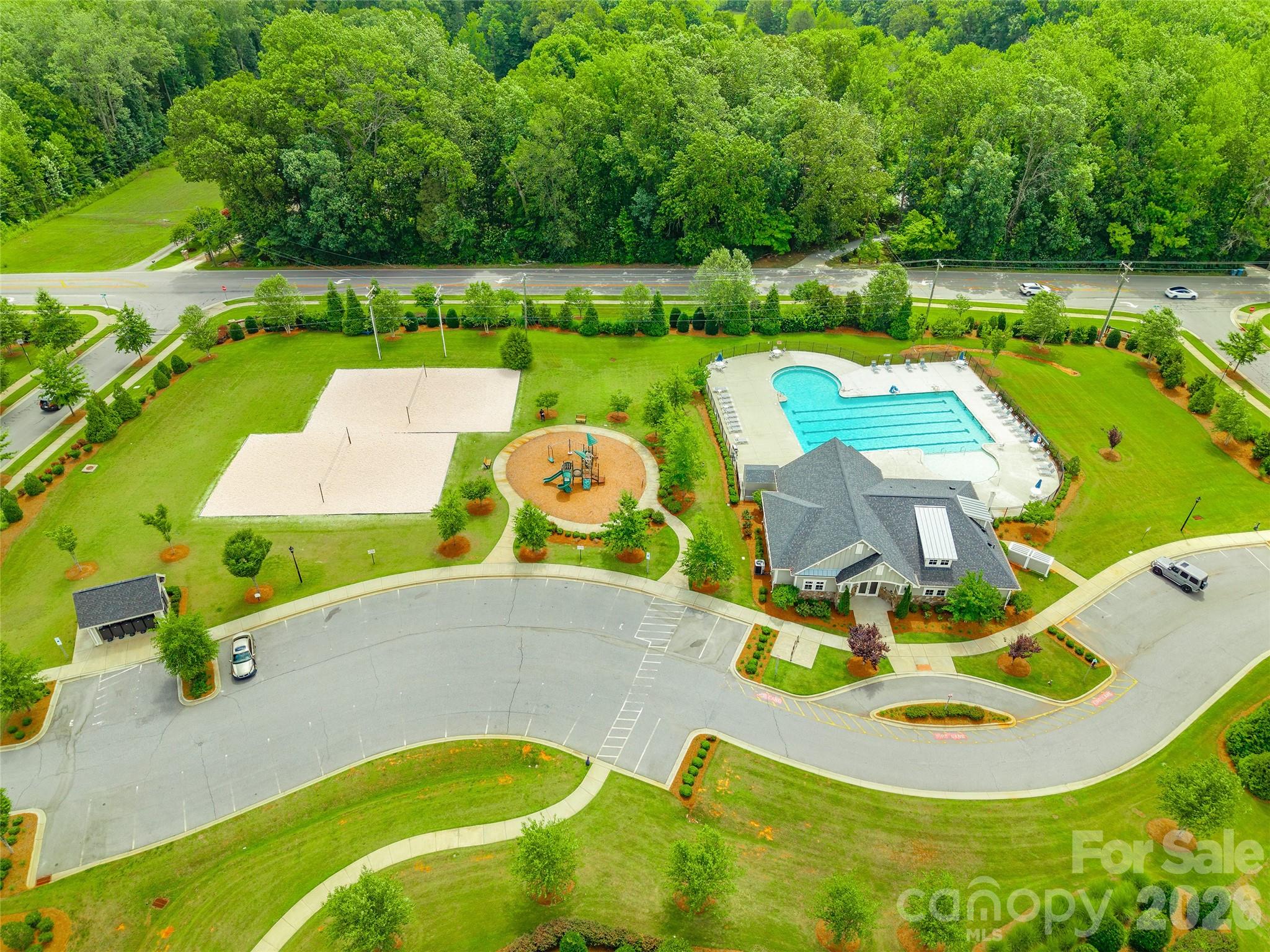 main property photo 44