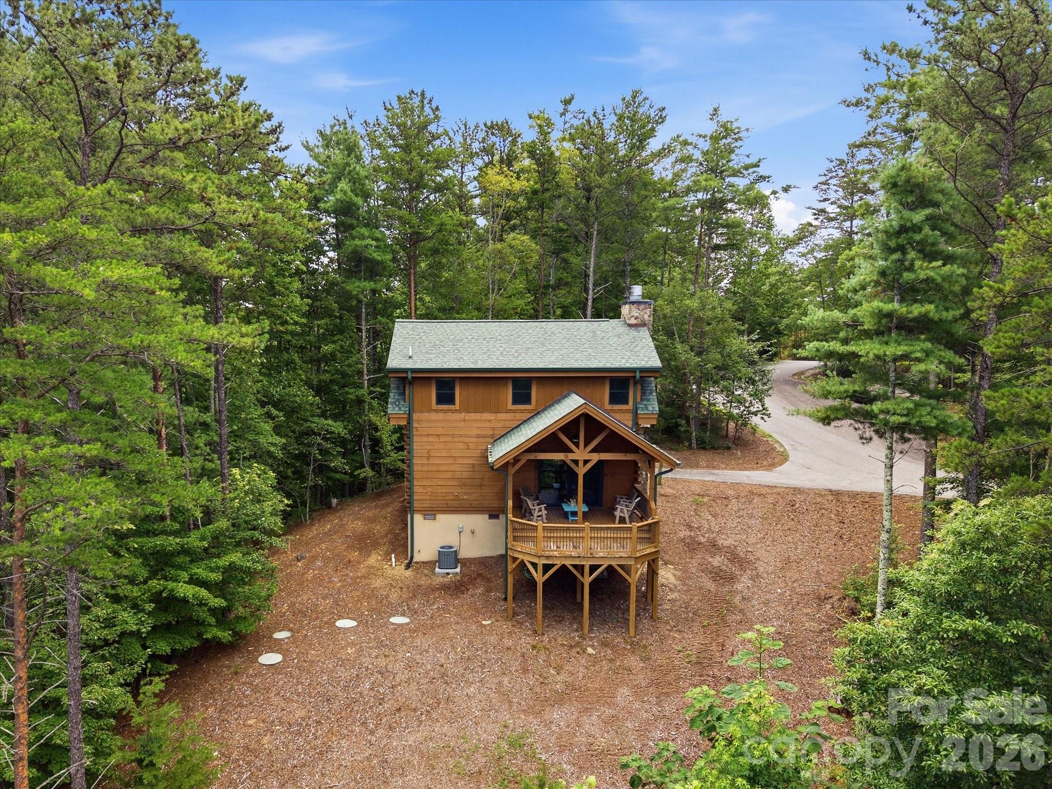 main property photo 16