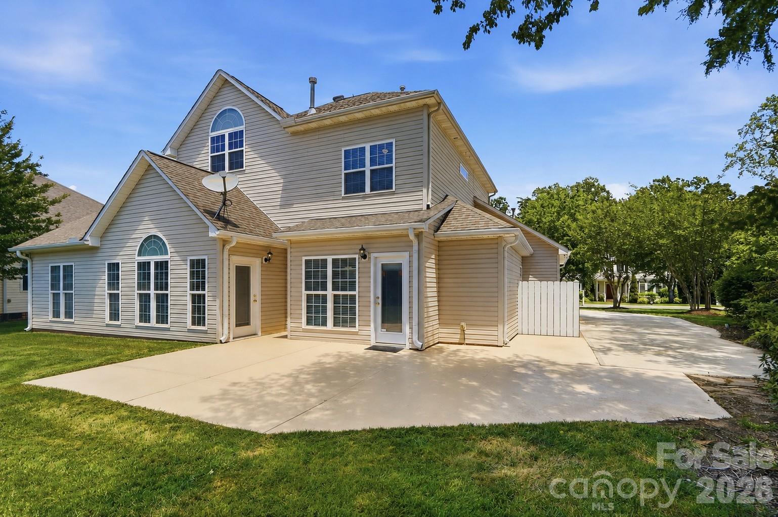 main property photo 41